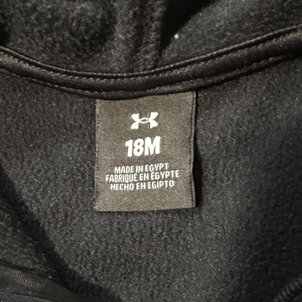 Under Armour Set - Picture 4 of 9